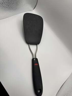 OXO Good Grips Small Silicone Flexible Turner